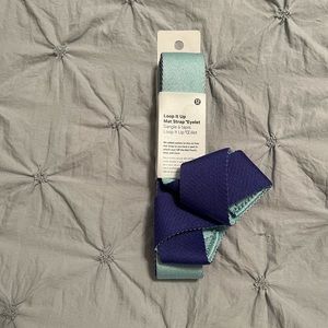 Loop it up Yoga May strap NIP